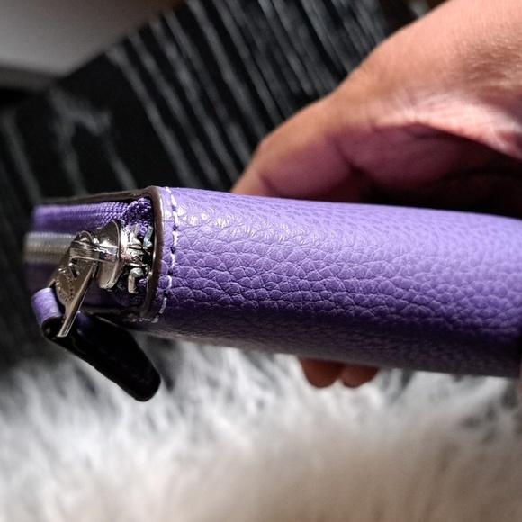 Coach NWOTs Zip Around Wallet - Picture 10 of 16